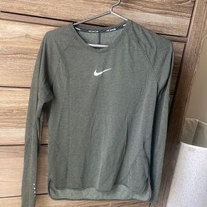 nike running long sleeve